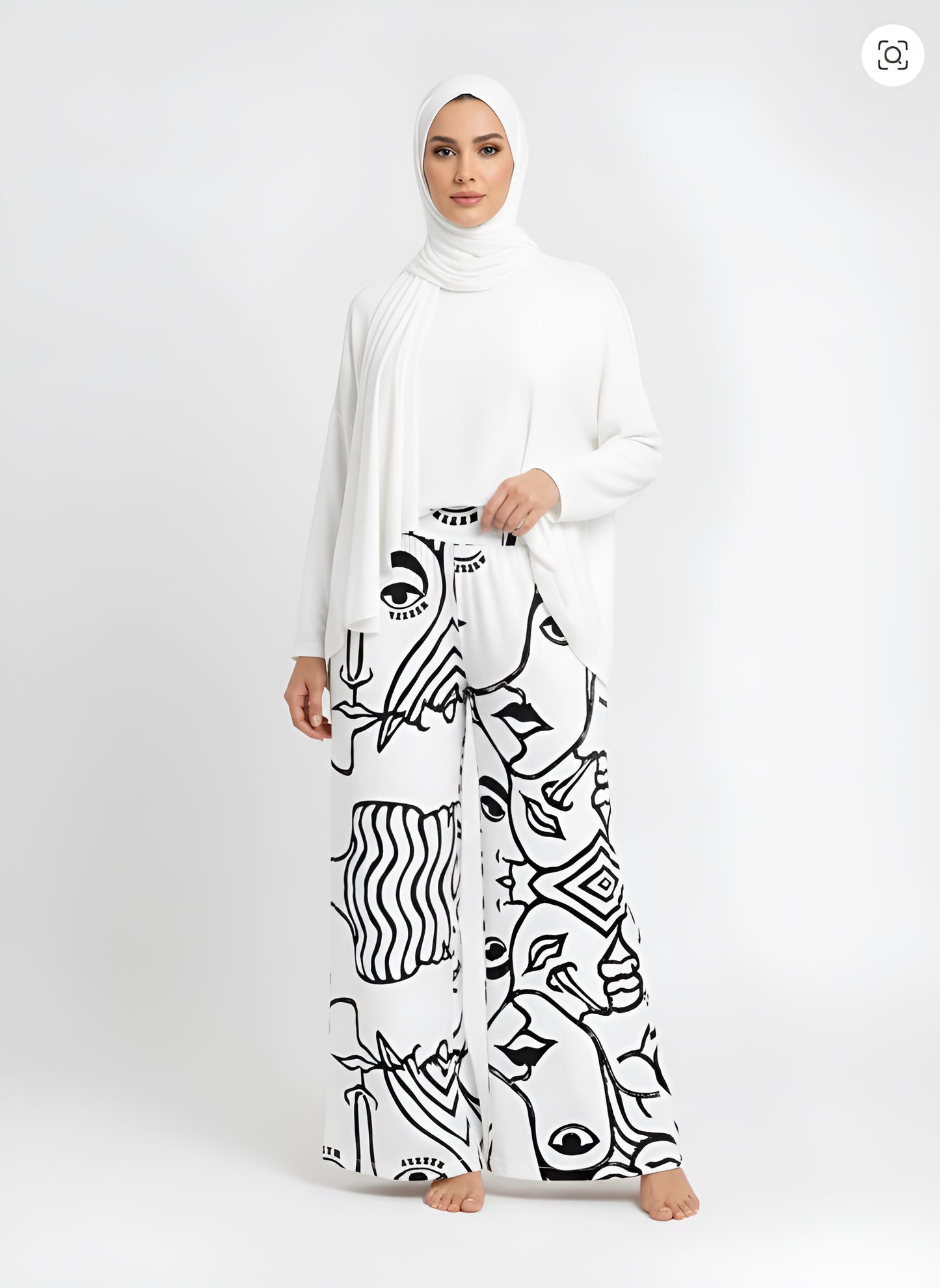 Trendy Contrast Print Wide Leg Trousers